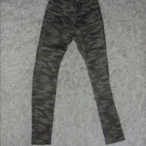 Abercrombie Kids Camouflage Jean Leggings